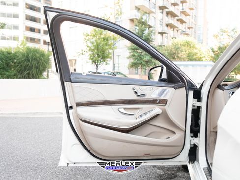 Used 2017 Mercedes-Benz S 550 Sedan image 44