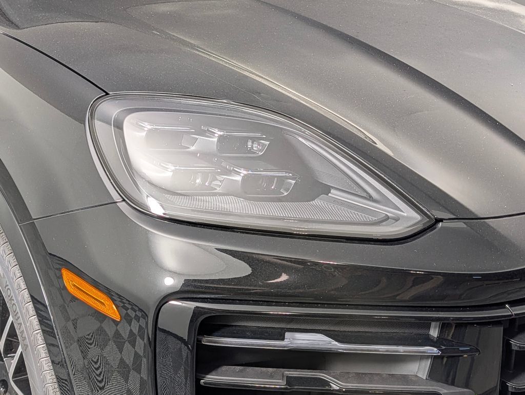 New 2026 Porsche Cayenne AWD/4WD image 14