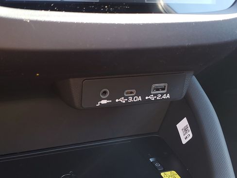 Used 2026 Subaru Forester Premium AWD/4WD image 20