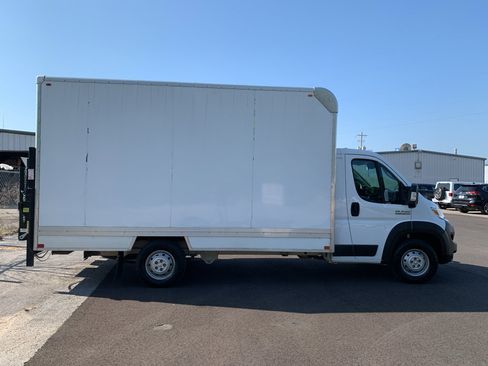 Used 2023 RAM ProMaster 3500 w/ Convenience Group FWD image 2