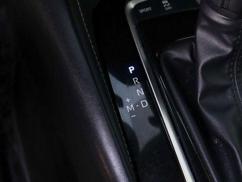 Used 2022 Toyota Corolla SE image 33