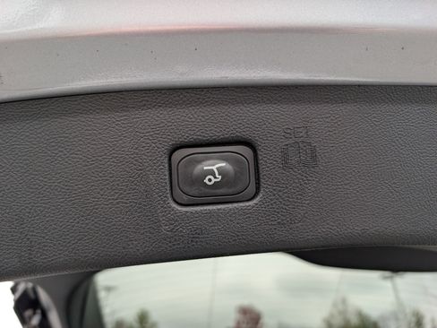 Certified 2024 Ford Edge ST-Line image 15