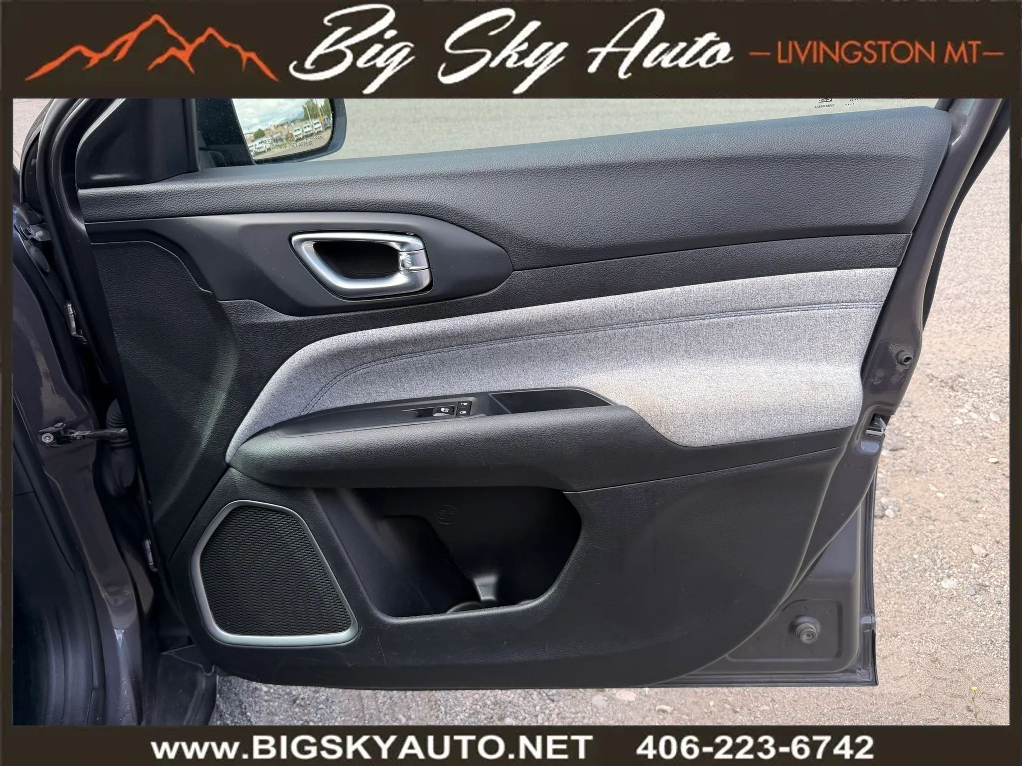 Used 2024 Jeep Compass Sport AWD/4WD image 17