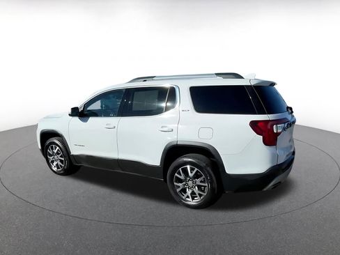 Used 2023 GMC Acadia SLT image 10