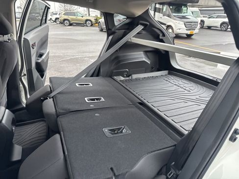 Used 2025 Subaru Crosstrek 2.5i Premium image 16