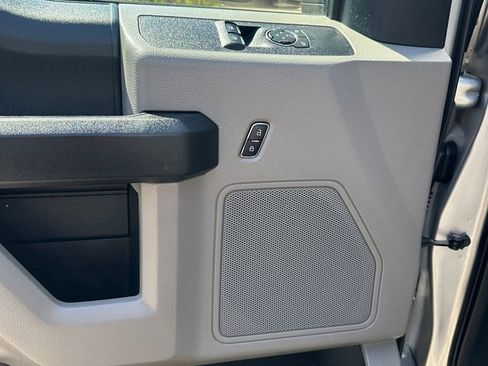 Used 2019 Ford F250 XL w/ STX Appearance Package AWD/4WD image 9