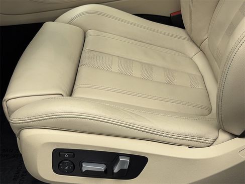 Used 2020 BMW X5 sDrive40i w/ Premium Package image 43