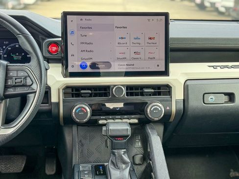 Used 2024 Toyota Tacoma TRD Off-Road image 26