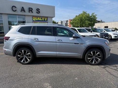 Certified 2026 Volkswagen Atlas SEL Premium R-Line AWD/4WD image 2