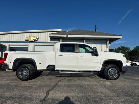 Used 2022 Chevrolet Silverado 3500 LT w/ All Star Edition AWD/4WD image 8