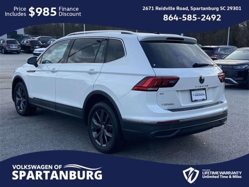 Used 2023 Volkswagen Tiguan SE image 5