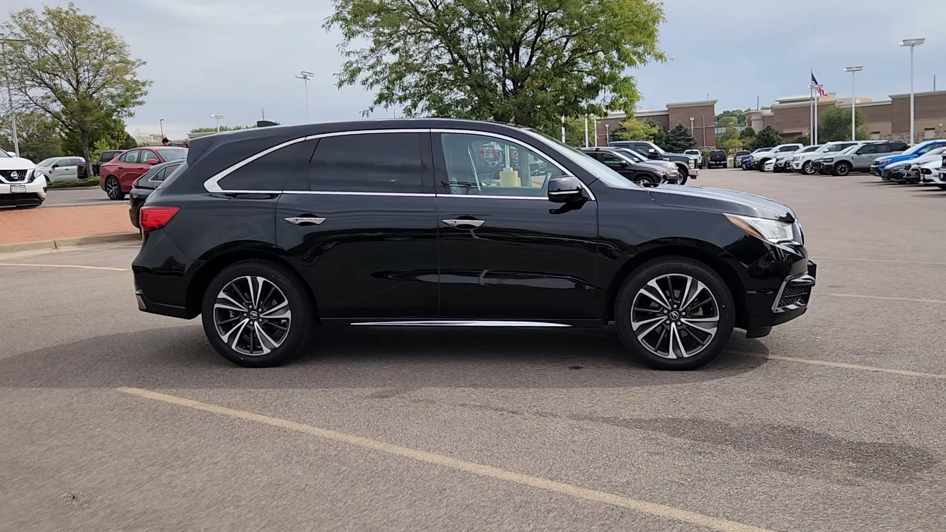 Used 2020 Acura MDX w/ Technology Package AWD/4WD image 9