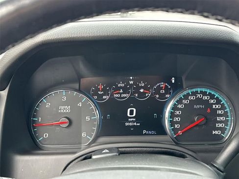 Certified 2018 Chevrolet Tahoe Premier AWD/4WD image 11