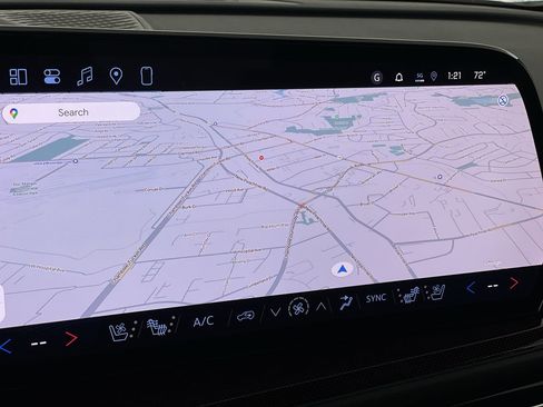 New 2026 Chevrolet Traverse RS w/ LPO, Floor Liner Package image 75