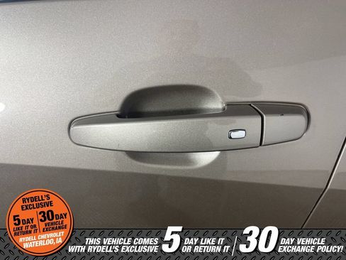 Used 2024 Chevrolet Malibu LT FWD image 5