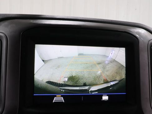 Used 2022 Chevrolet Silverado 2500 Custom image 13