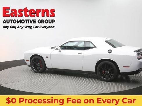 Used 2018 Dodge Challenger R/T w/ Blacktop Package RWD image 60
