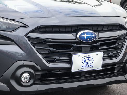 Certified 2025 Subaru Outback Premium AWD/4WD image 11