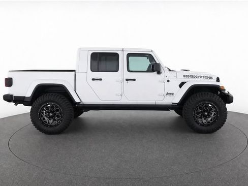 Used 2025 Jeep Gladiator Sport AWD/4WD image 4
