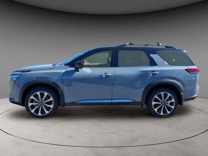 New 2026 Nissan Pathfinder Platinum