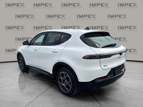 Used 2025 Alfa Romeo Tonale w/ Active Assist Package AWD/4WD image 2