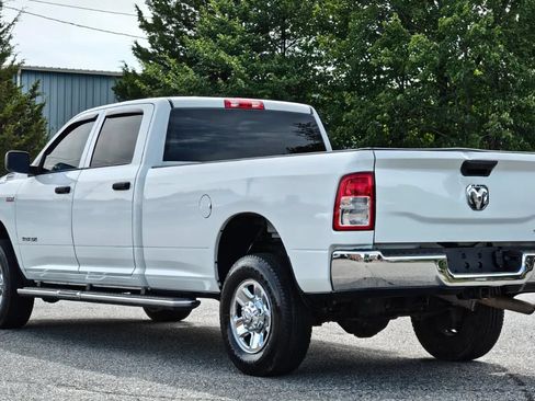Used 2022 RAM 2500 Tradesman w/ Chrome Appearance Group AWD/4WD image 15