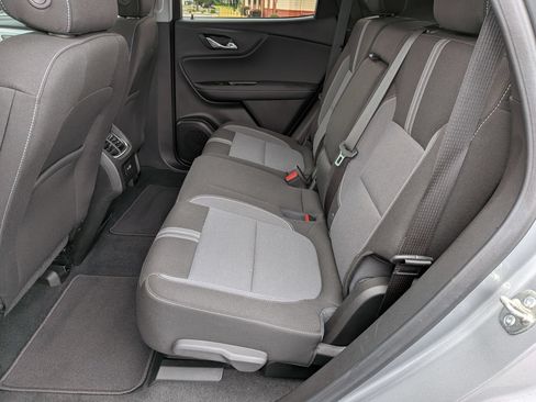 Used 2025 Chevrolet Blazer LT FWD image 29