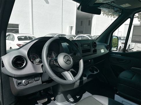 New 2026 Mercedes-Benz Sprinter 2500 image 9