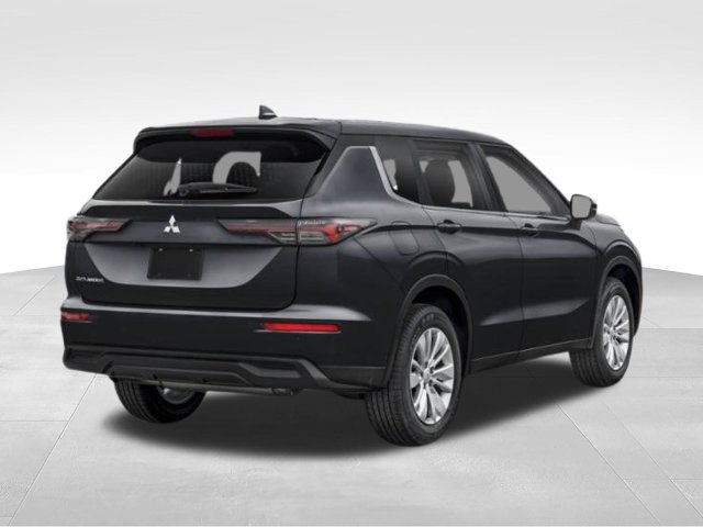 Used 2025 Mitsubishi Outlander ES FWD image 2