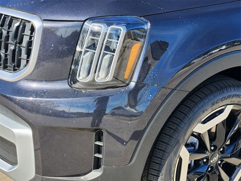 New 2025 Kia Telluride EX image 6