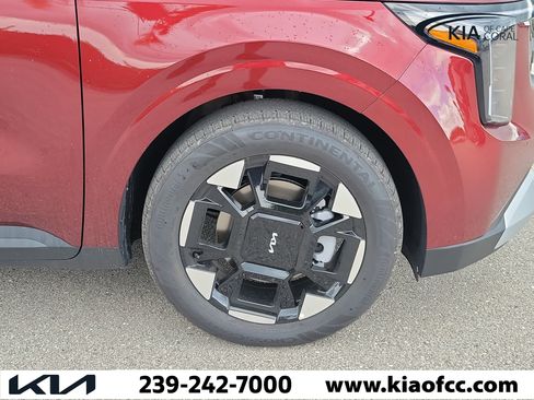 New 2026 Kia Carnival EX FWD image 7