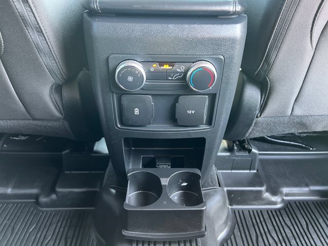Certified 2022 Ford Explorer XLT AWD/4WD image 39