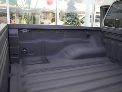 Used 2022 Nissan Frontier S w/ Technology Package image 35