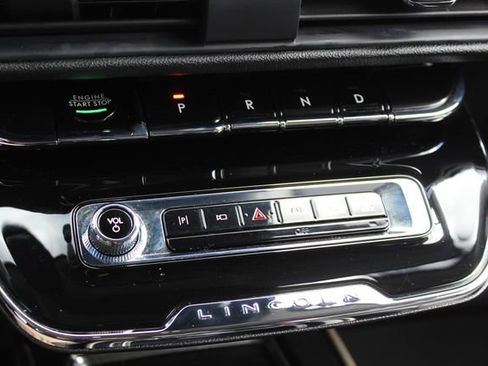 Certified 2023 Lincoln Corsair AWD w/ Equipment Group 101A image 25