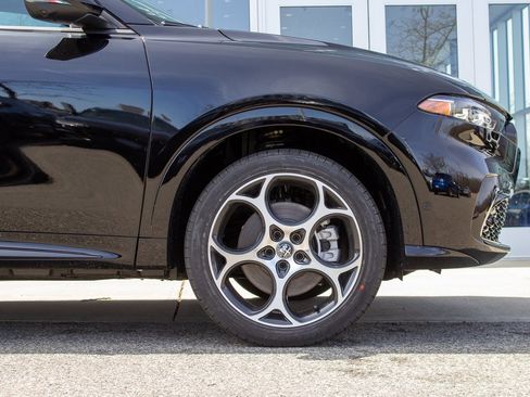 Used 2025 Alfa Romeo Tonale Base w/ Active Assist Package image 5