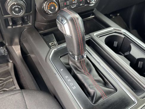 Used 2019 Ford F150 XLT w/ Equipment Group 302A Luxury AWD/4WD image 21