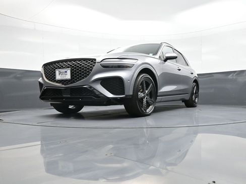 Used 2023 Genesis GV70 2.5T w/ Sport Prestige Package image 26