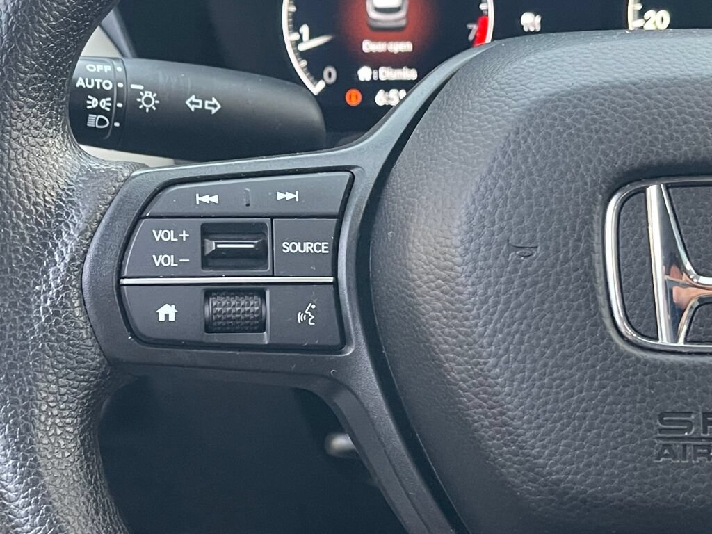 Used 2024 Honda HR-V LX image 16