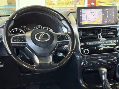 Used 2023 Lexus GX 460 Premium w/ Premium Package AWD/4WD image 31