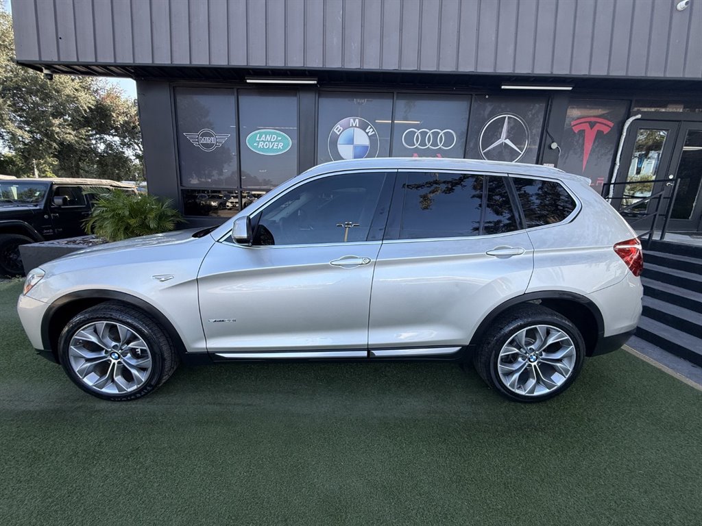 Used 2017 BMW X3 sDrive28i RWD image 7