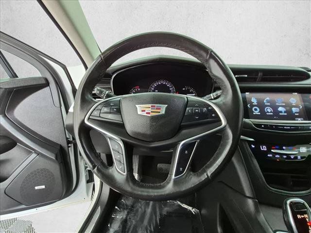 Used 2017 Cadillac XT5 Luxury w/ Driver Awareness Package FWD image 30