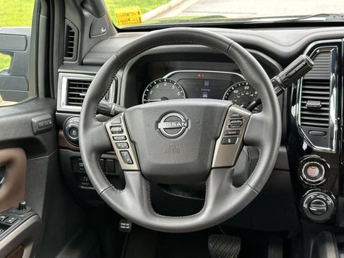 Certified 2024 Nissan Titan Platinum Reserve w/ Moonroof Package AWD/4WD image 25