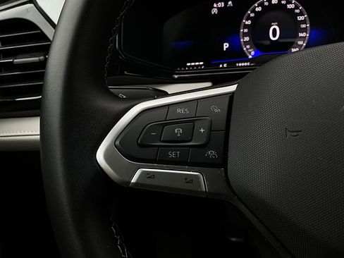 Used 2025 Volkswagen Taos S image 32