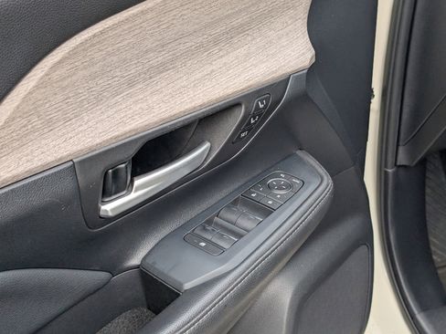 Used 2024 Toyota Grand Highlander Limited image 18