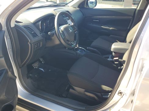 Used 2017 Mitsubishi Outlander Sport ES image 11