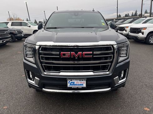 Used 2021 GMC Yukon SLT image 2