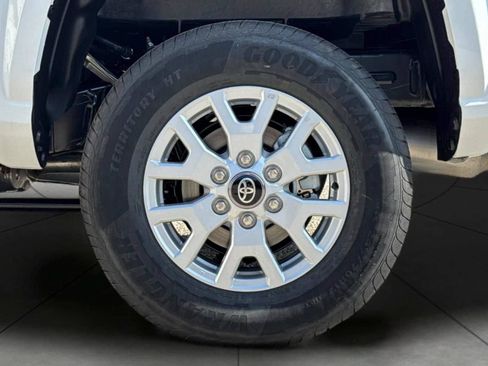 New 2026 Toyota Tacoma SR5 AWD/4WD image 32