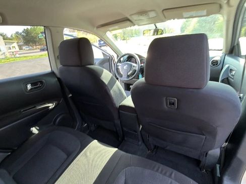 Used 2013 Nissan Rogue S w/ Special Edition Pkg AWD/4WD image 39