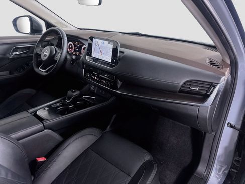 Used 2023 Nissan Rogue Platinum w/ Platinum Premium Package FWD image 31