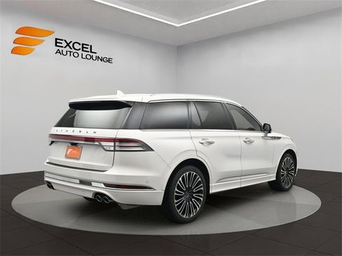 Used 2020 Lincoln Aviator Black Label w/ Dynamic Handling Package image 5